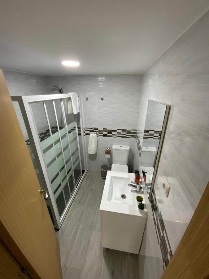 מאלגה Reyna Apartamentos מראה חיצוני תמונה